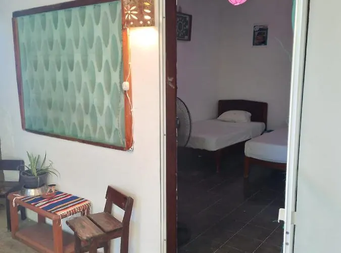 Casa La Playa Guest house *