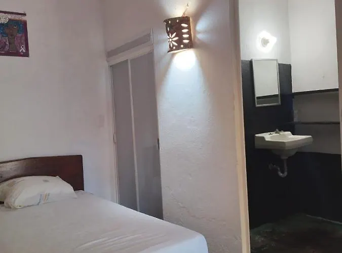 Guest house Casa La Playa *