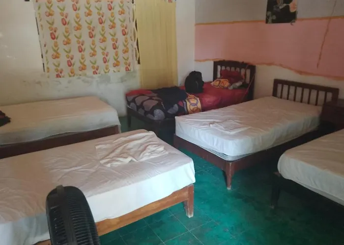 Casa La Playa Guest house *
